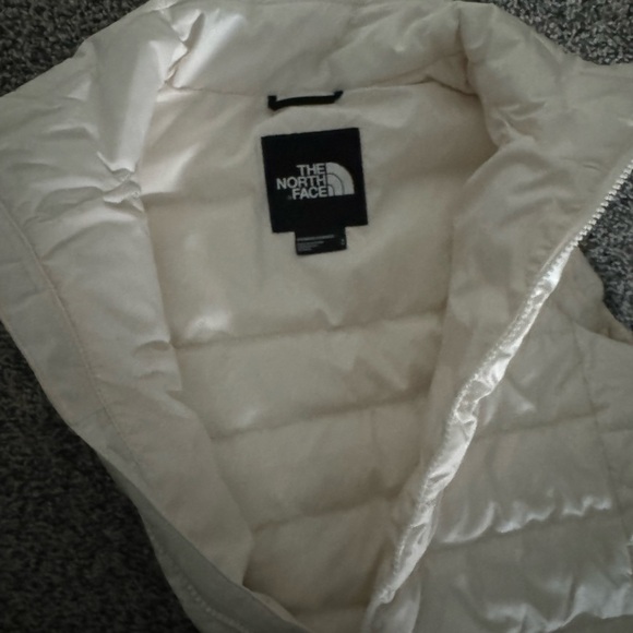 White North Face Vest - Picture 3 of 3